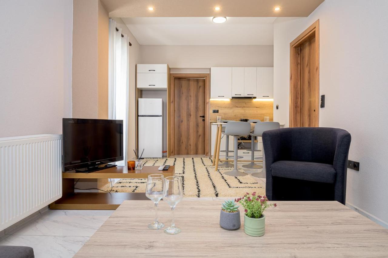 J&S Lux Central Suite 1 Αλεξανδρούπολη Εξωτερικό φωτογραφία